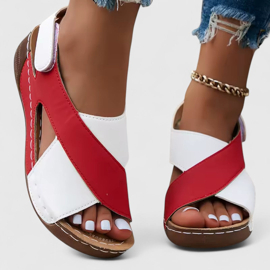 Antónia - Lélegző ortopéd túrasandál nőknek