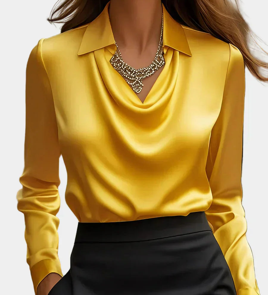 Elegáns Fehér Selyem Blúz Drapé Dekoltázzsal