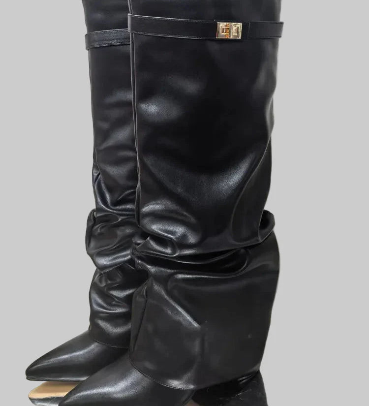 Magas Csizmák Elegáns Dizájnnal