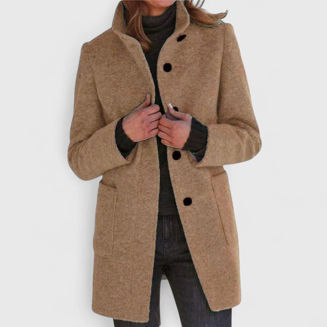 Velence - Klasszikus kabát diszkrét luxussal