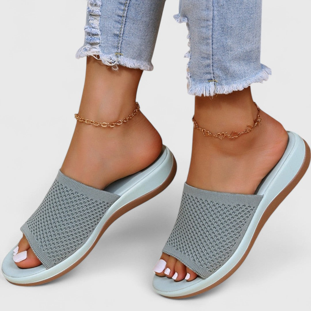 Afenytra - Női papucs légáteresztő és ortopéd kialakítással